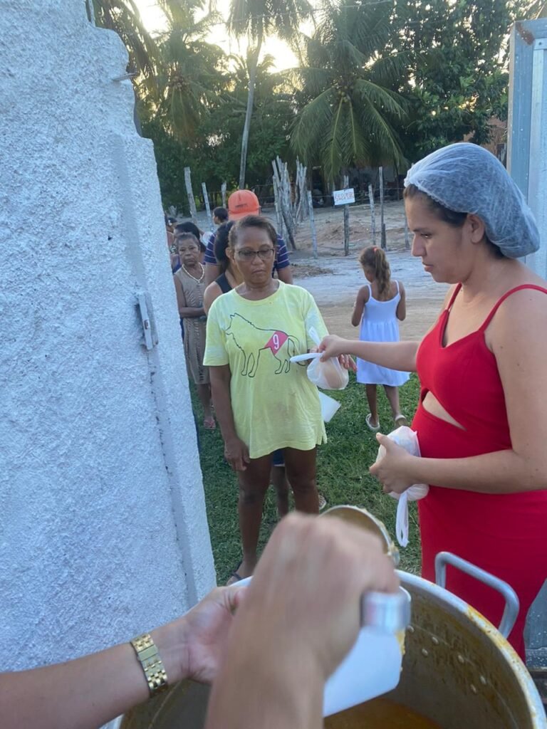 Em Lucena, “sopão Solidário” De Rafinha De Washington Já Atende A Comunidade De Maria Rita Aos Sábados